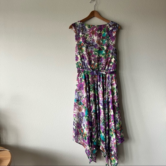 Floral long dress. - Picture 2 of 6